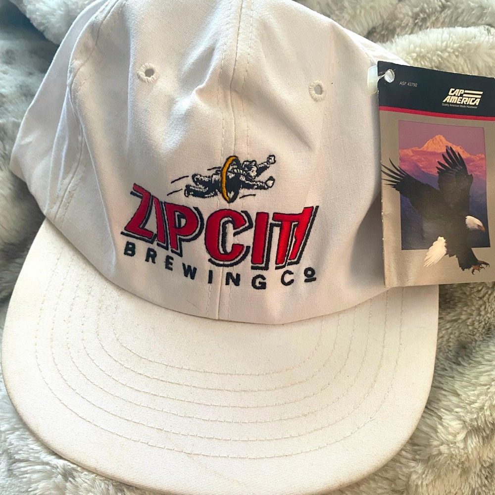 Zip City Brewing Co White NWT Hat